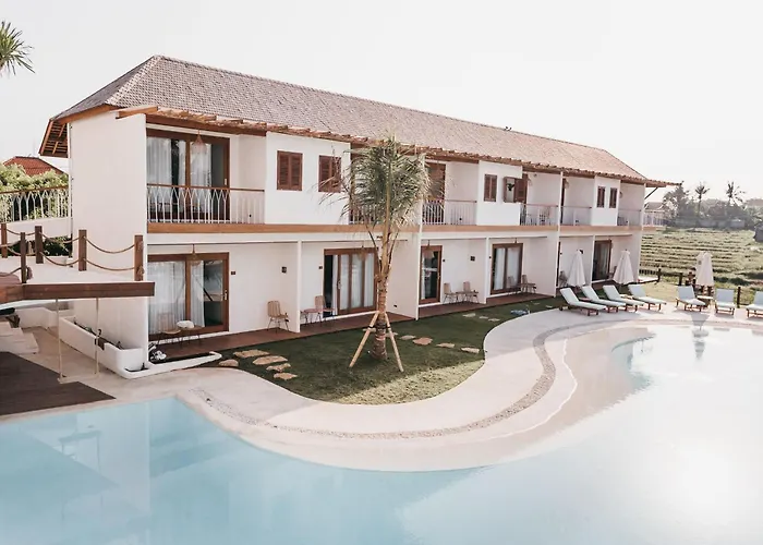 Village 4*